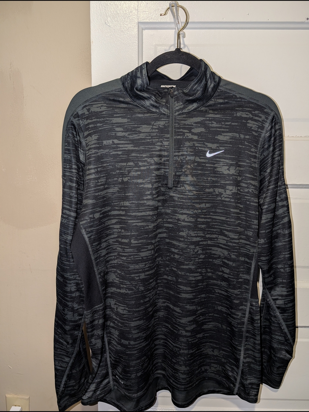 Nike Women's  Black Patterned Dri-FIT Half-Zip Performance Running Top